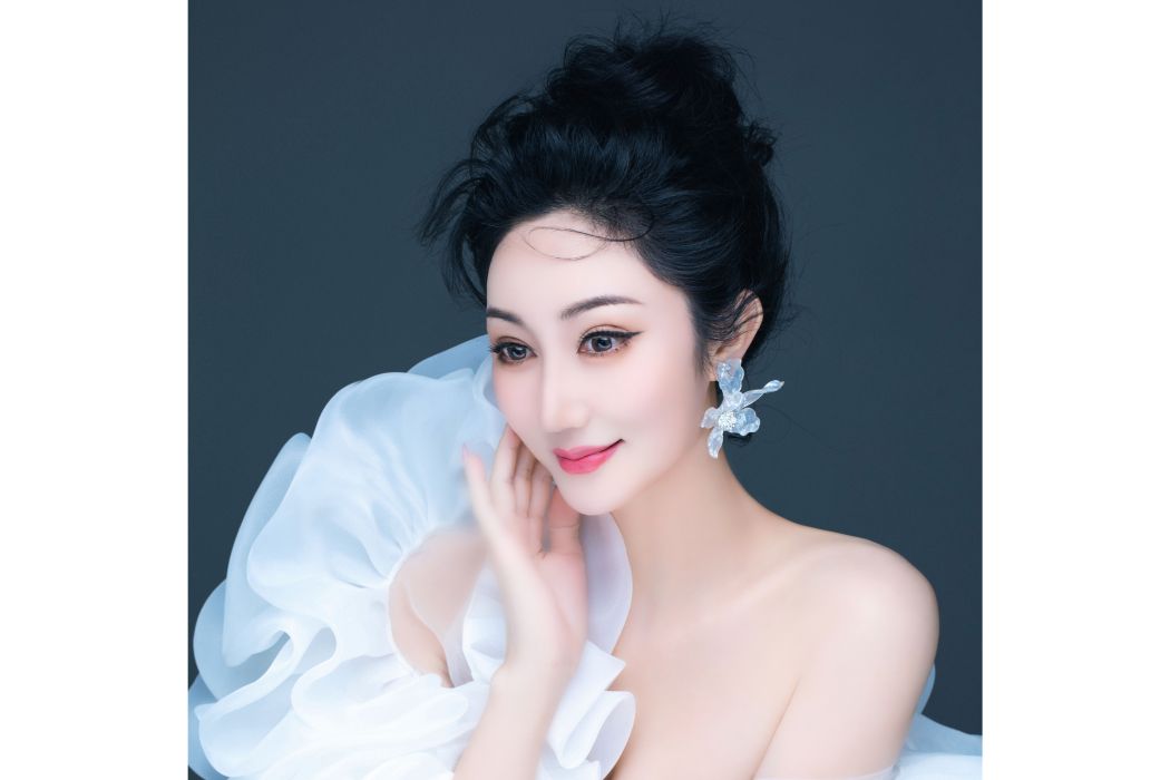 邵清清 邵清清