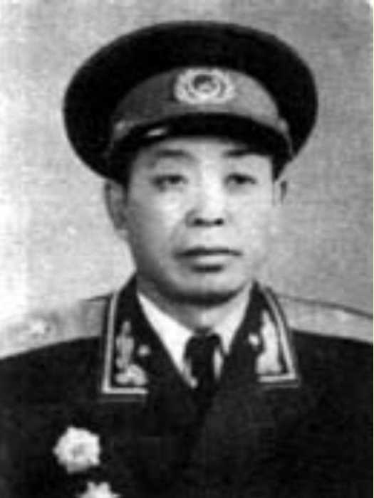 龔興業(中國人民解放軍少將) 龔興業(中國人民解放軍少將)