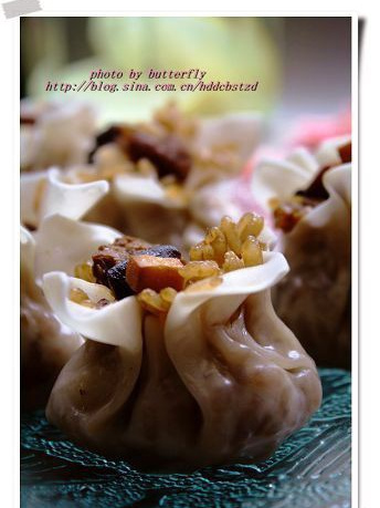 小燒賣(以糯米、肉為主料的菜品) 小燒賣(以糯米、肉為主料的菜品)