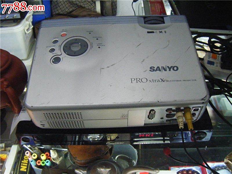 三洋PLC-XU50 三洋PLC-XU50