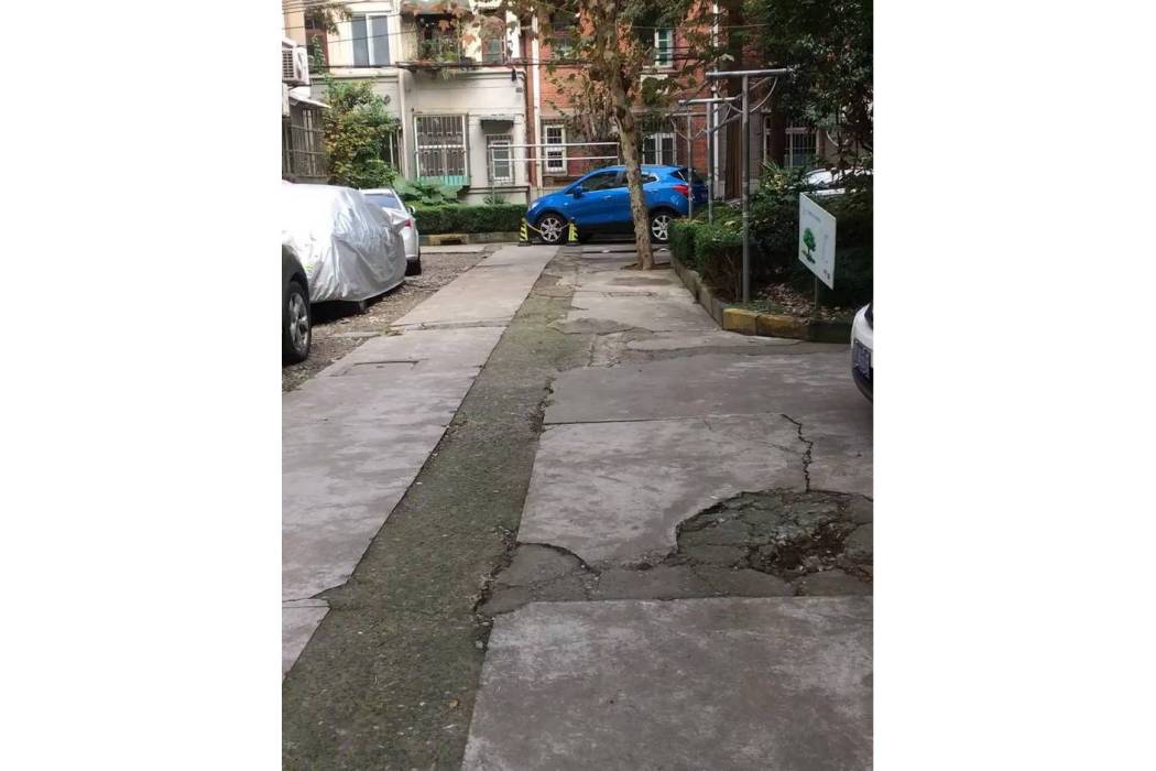 廣靈一村 廣靈一村