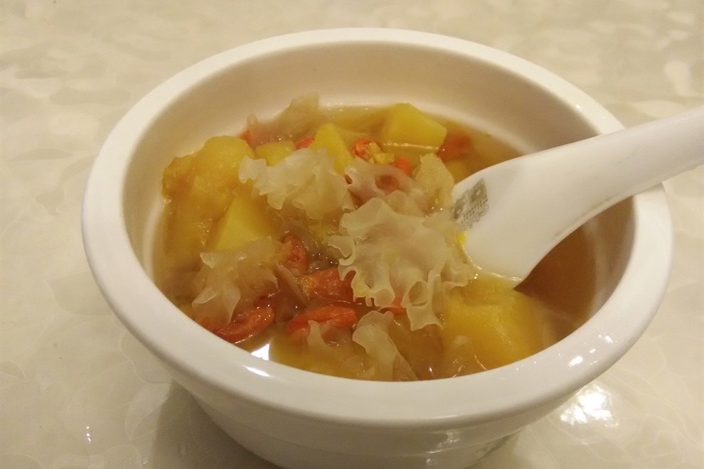 杞子銀耳湯 杞子銀耳湯