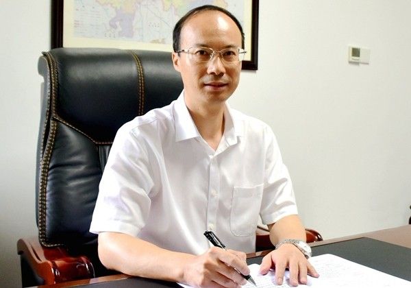 肖春(四川省瀘州市瀘縣縣委常委、組織部部長、縣直機關工委書記、縣委黨校校長) 肖春(四川省瀘州市瀘縣縣委常委、組織部部長、縣直機關工委書記、縣委黨校校長)