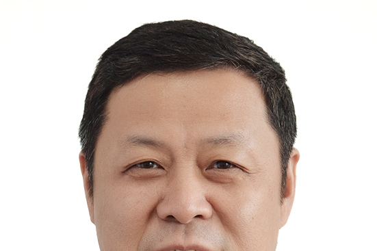 張紅偉(河南省濮陽市清豐縣委常委、統戰部長,縣政協黨組副書記三級調研員) 張紅偉(河南省濮陽市清豐縣委常委、統戰部長,縣政協黨組副書記三級調研員)
