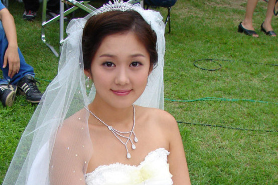 李世娜(2005年韓國KBS電視劇《結婚》女主角) 李世娜(2005年韓國KBS電視劇《結婚》女主角)