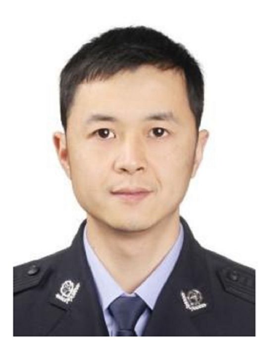 龍強(貴州省銅仁市德江縣人民政府黨組成員、副縣長、縣公安局局長) 龍強(貴州省銅仁市德江縣人民政府黨組成員、副縣長、縣公安局局長)