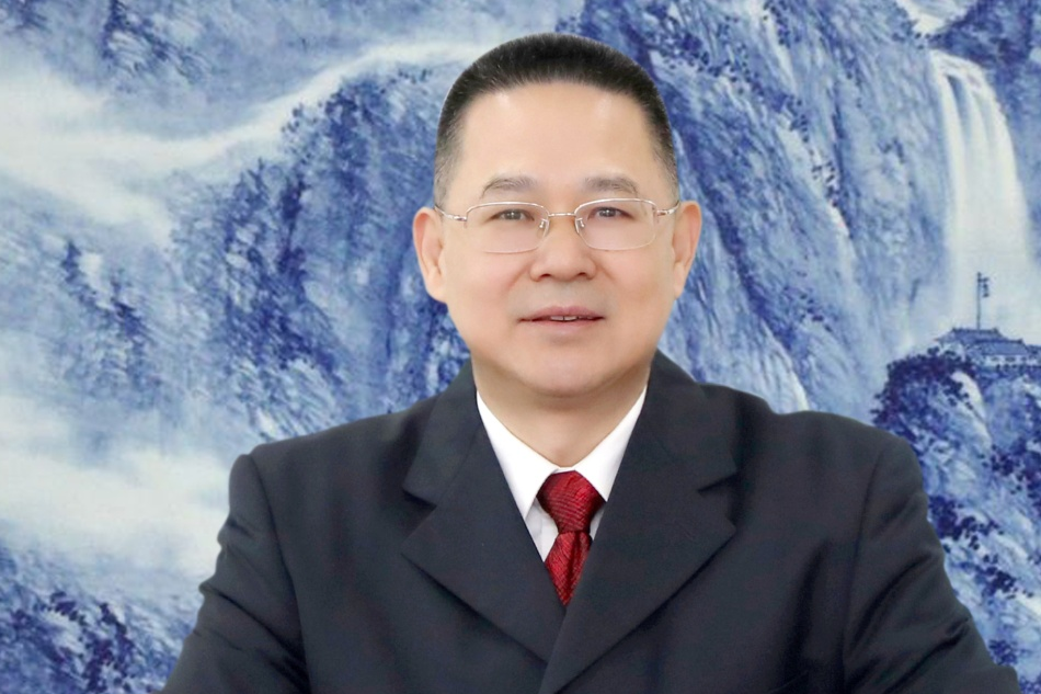 陳立基(廣西體育局原副局長、廣西職業師範學院原副院長) 陳立基(廣西體育局原副局長、廣西職業師範學院原副院長)