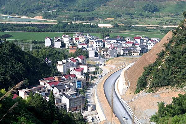大屋畈村