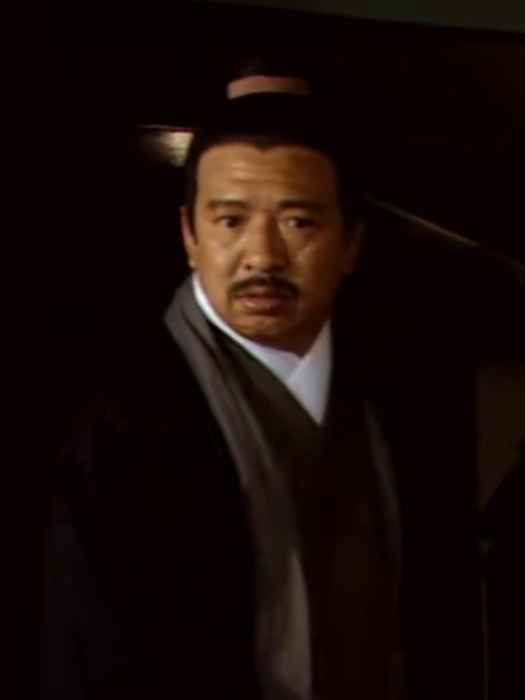 宋誠(許紹雄飾演的偶像劇《洗冤錄》角色) 宋誠(許紹雄飾演的偶像劇《洗冤錄》角色)