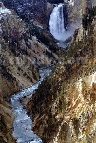 黃石湖——壯麗的瀑布