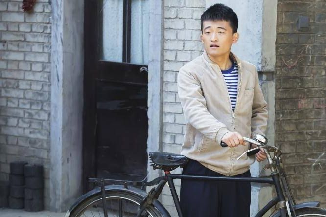 王小兵(電視劇《生於70年代》中的角色) 王小兵(電視劇《生於70年代》中的角色)