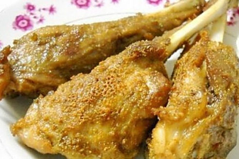 烤豬骨 烤豬骨