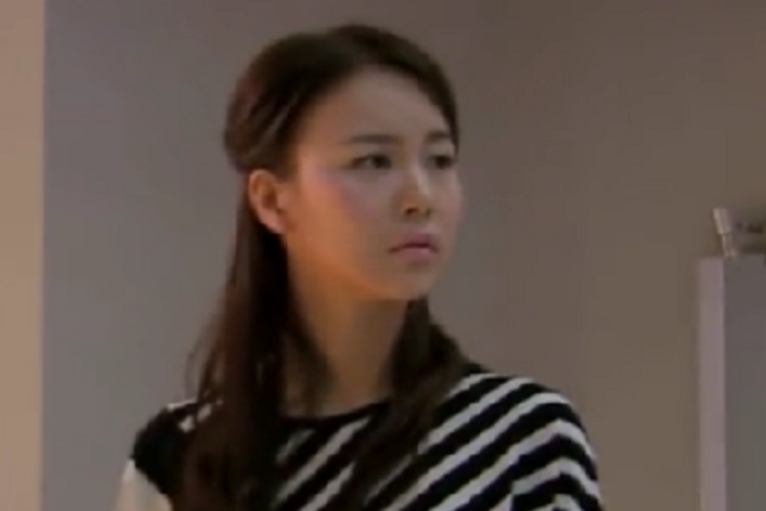 丁菲(徐熙顏飾演的丁二春之女) 丁菲(徐熙顏飾演的丁二春之女)