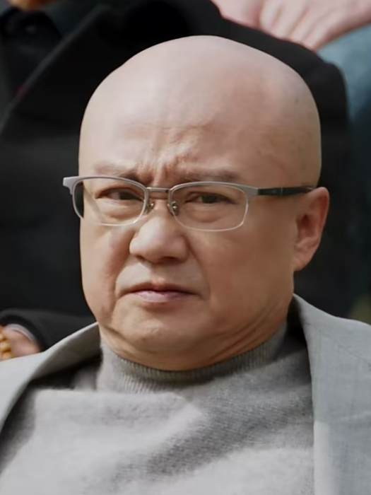 魏超(電影《背背簍的網球少年》中的角色) 魏超(電影《背背簍的網球少年》中的角色)