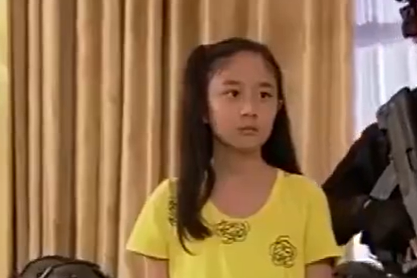 龍莎莎 龍莎莎