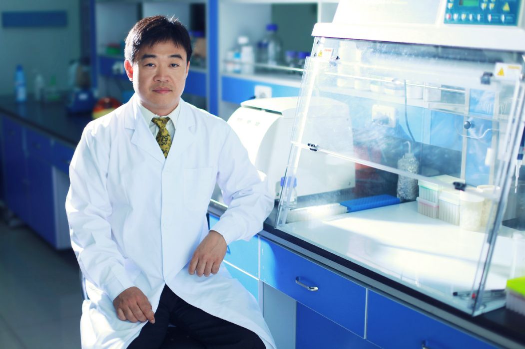 鄭春陽(天津強微特生物科技有限公司董事長) 鄭春陽(天津強微特生物科技有限公司董事長)