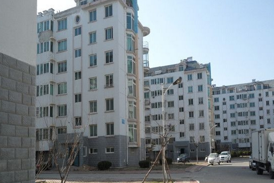 怡沁園(上海市怡沁園小區) 怡沁園(上海市怡沁園小區)