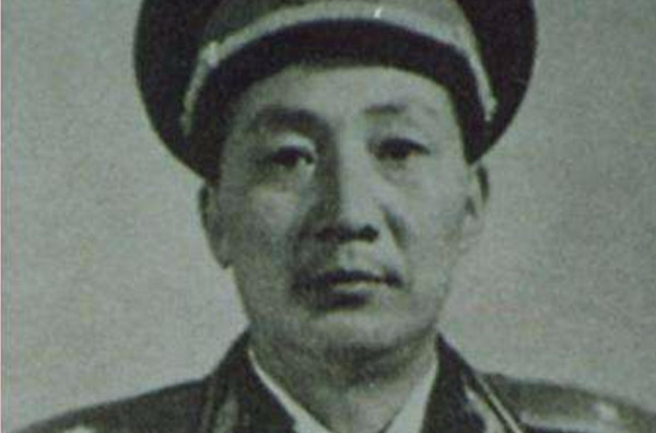 吳榮政(原貴州省軍區副司令員)