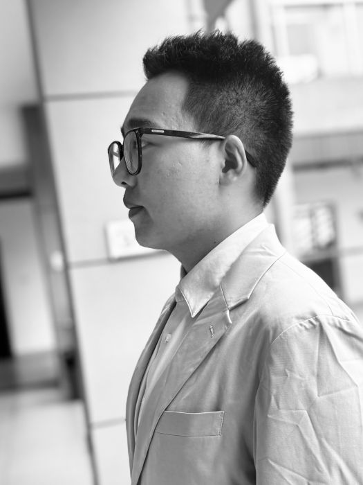 沈光毅 沈光毅