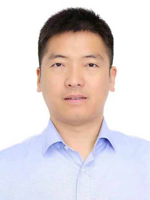黃益群(江西省德興市人民政府副市長、市公安局局長) 黃益群(江西省德興市人民政府副市長、市公安局局長)
