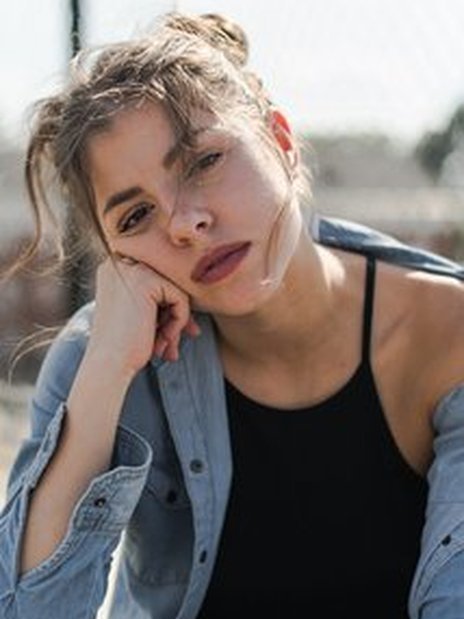 Julia Vasi Julia Vasi