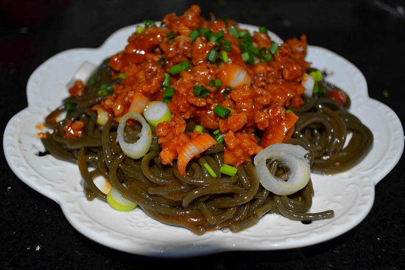 墨魚肉醬意面 墨魚肉醬意面