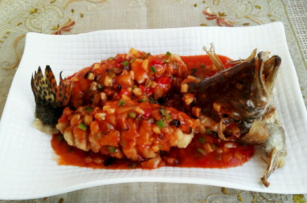 鳳梨桂魚 鳳梨桂魚
