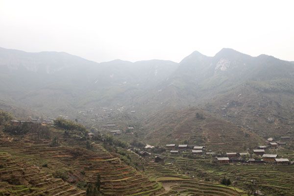 岩兒塘村 岩兒塘村