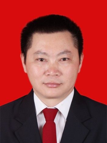 楊愛民(秭歸縣農業農村局黨組成員、縣畜牧發展中心主任) 楊愛民(秭歸縣農業農村局黨組成員、縣畜牧發展中心主任)