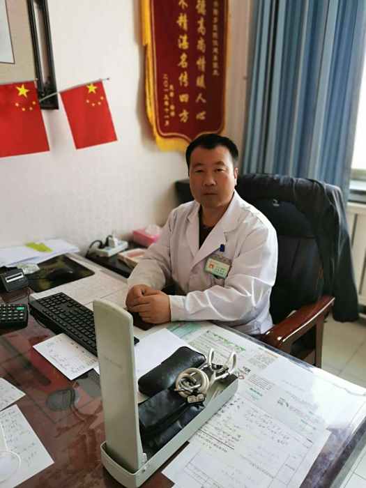 伍建東(吳忠市同心縣預旺鎮中心衛生院中醫科主任)
