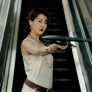 山口涼子