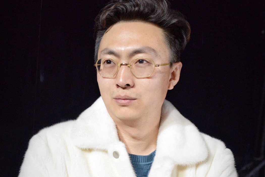 楊申(導演、編劇、劇評家)