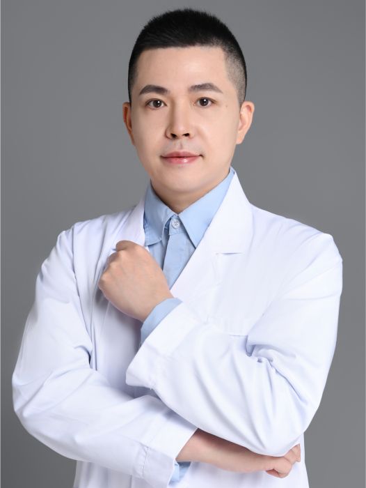 李浩(北京恆麗醫療美容診所醫生) 李浩(北京恆麗醫療美容診所醫生)