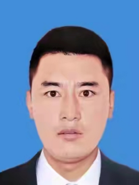 白瑪多吉(四川省阿壩藏族羌族自治州紅原縣委常委、縣委辦公室主任) 白瑪多吉(四川省阿壩藏族羌族自治州紅原縣委常委、縣委辦公室主任)