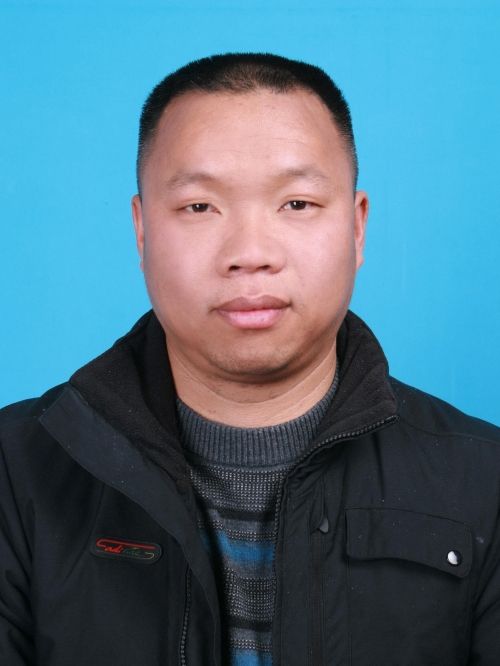 張金根(龍泉市蘭巨鄉副鄉長) 張金根(龍泉市蘭巨鄉副鄉長)