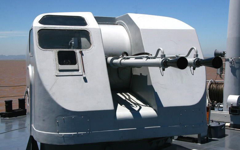 76F型雙聯裝37毫米艦炮
