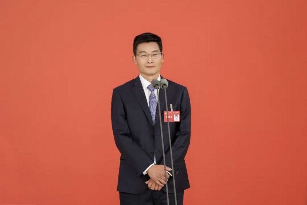 張國順(杭州市臨平區塘棲枇杷行業協會會長) 張國順(杭州市臨平區塘棲枇杷行業協會會長)
