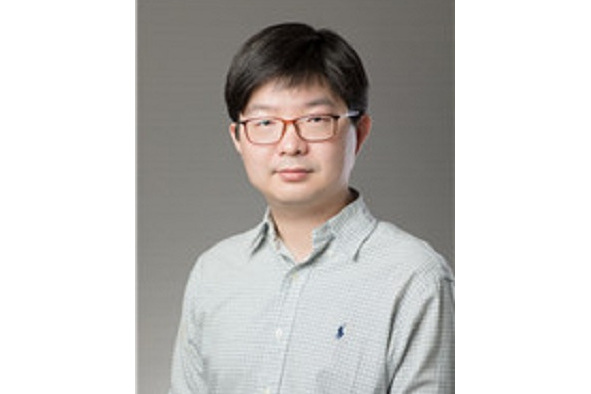 張侖(復旦大學數學科學學院教授、博士生導師) 張侖(復旦大學數學科學學院教授、博士生導師)