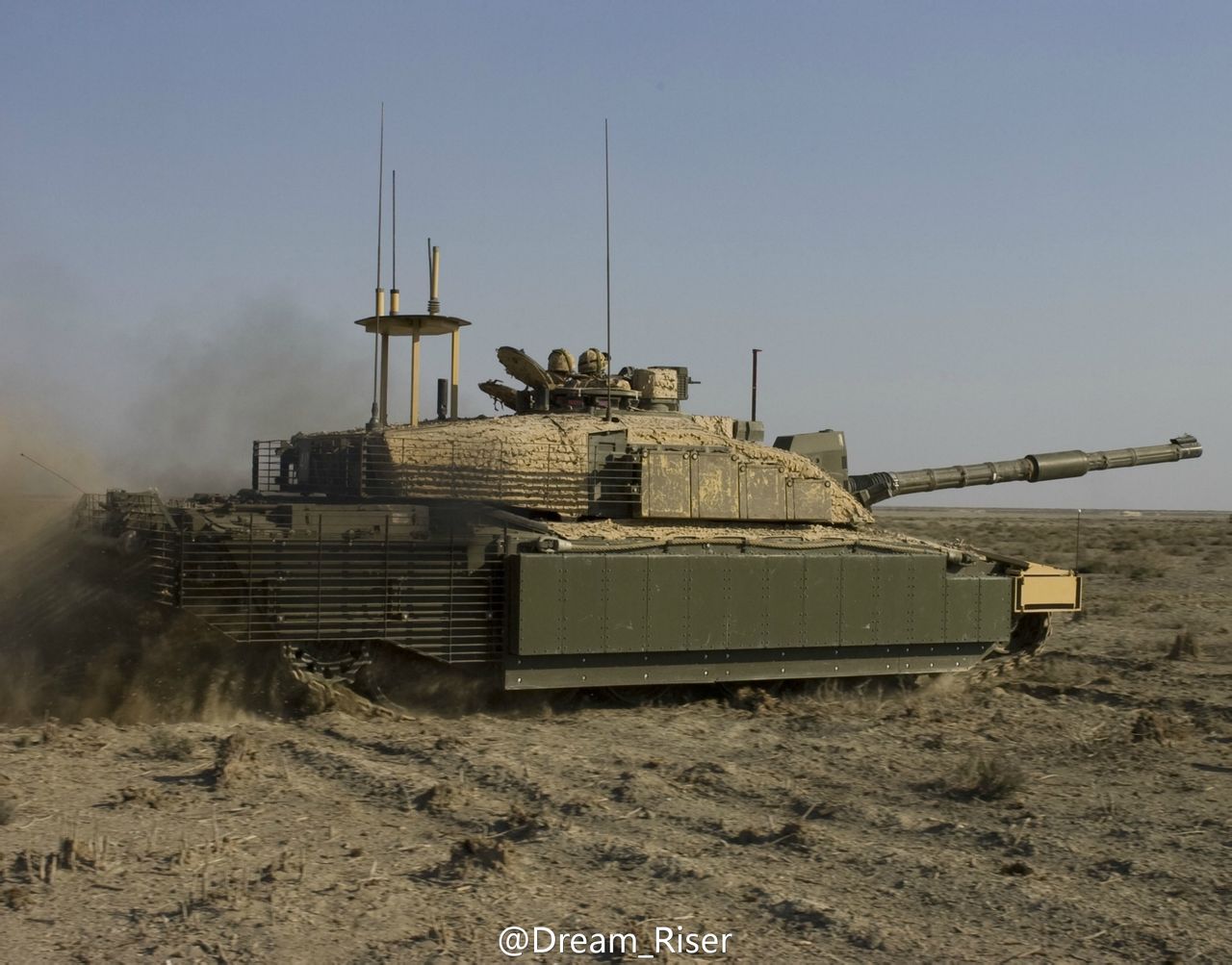 一輛在伊拉克的挑戰者主戰坦克