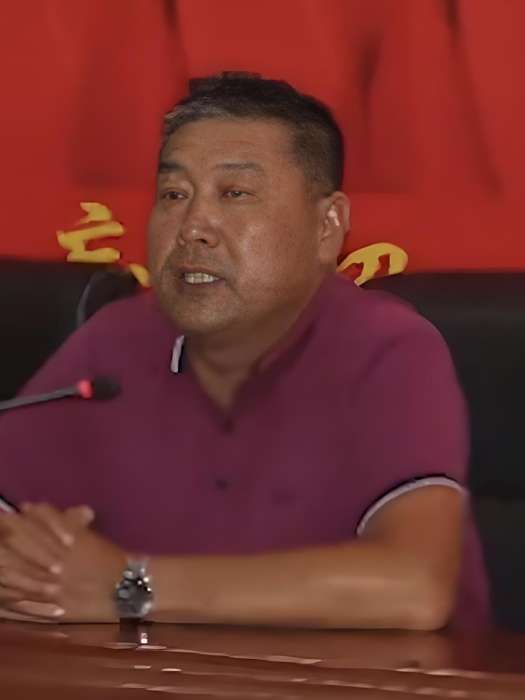 楊揚(寧夏回族自治區石嘴山市大武口區星海鎮黨委原副書記、鎮長) 楊揚(寧夏回族自治區石嘴山市大武口區星海鎮黨委原副書記、鎮長)