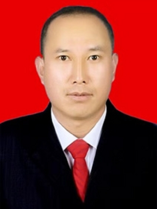 劉戰利(內蒙古騰格里經開區黨工委委員、黨群工作部部長) 劉戰利(內蒙古騰格里經開區黨工委委員、黨群工作部部長)