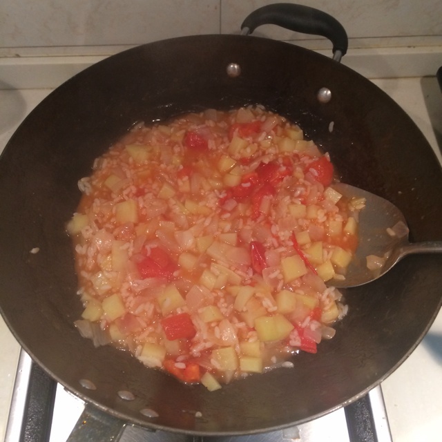 洋蔥土豆番茄燴飯
