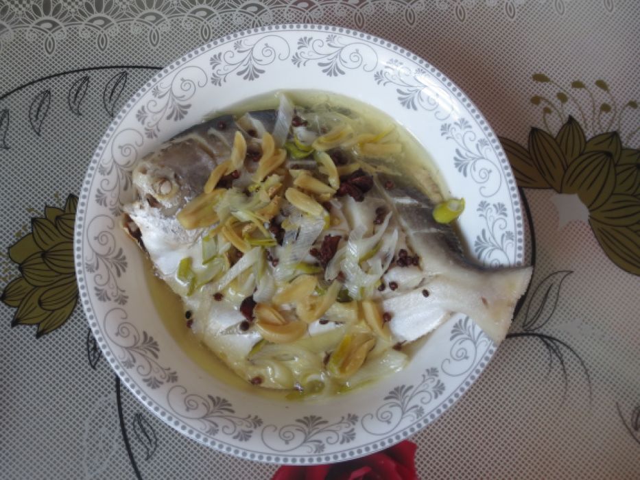 家傳清蒸鯧魚 家傳清蒸鯧魚