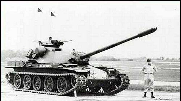 T95中型坦克高度對比