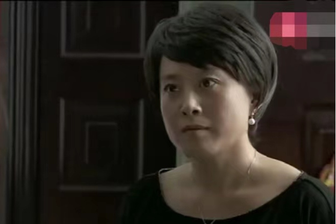 金華(現代都市電視劇《正午陽光》中的角色) 金華(現代都市電視劇《正午陽光》中的角色)
