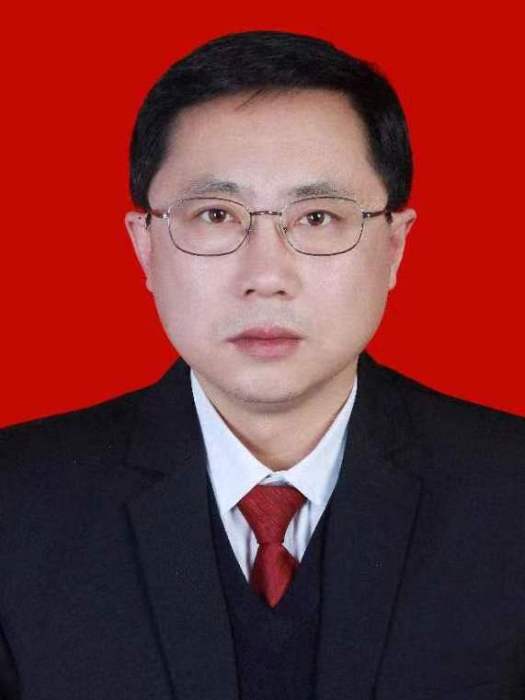 楊明科(甘肅省平涼市崆峒區政府黨組成員、區政府副區長) 楊明科(甘肅省平涼市崆峒區政府黨組成員、區政府副區長)