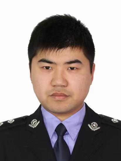張振傑(山東省德州市寧津縣柴胡店鎮副鎮長、派出所所長) 張振傑(山東省德州市寧津縣柴胡店鎮副鎮長、派出所所長)