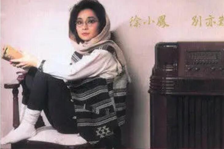 三年(徐小鳳《徐小鳳三合一珍藏集》專輯中的歌曲) 三年(徐小鳳《徐小鳳三合一珍藏集》專輯中的歌曲)