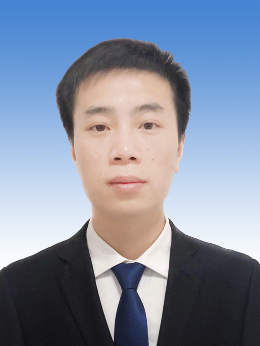 左鑫鑫 左鑫鑫