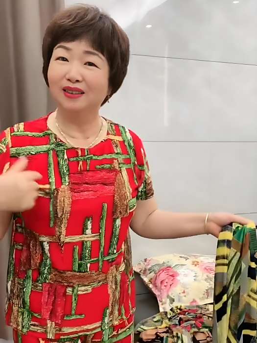 小不點點 小不點點